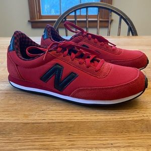 Women’s New Balance 410 sneakers